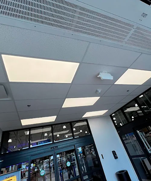 Commercial Electrician in Phoenix