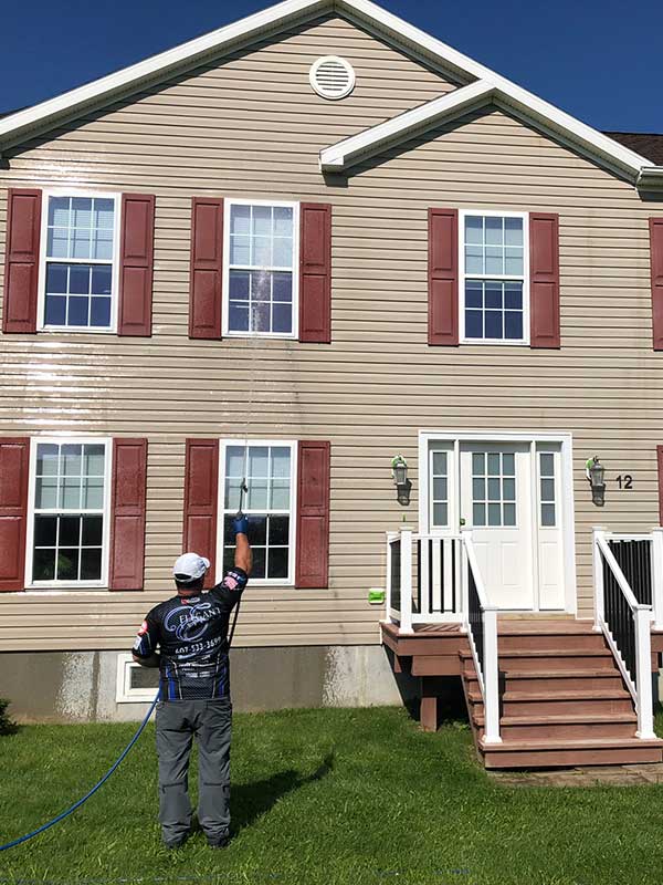 House Washing in Locke