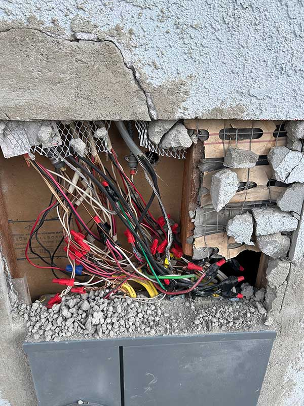 Remodeling Electrician in Bloomington